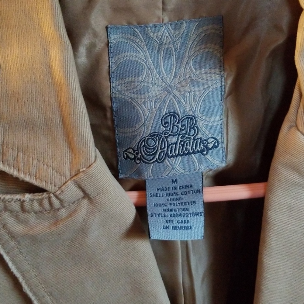 Jacket - Picture 3 of 3